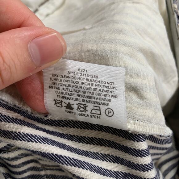 Tory Burch Shorts Womens 8 White Navy Sarah Jane Dover Pin Stripe Pockets Chino - Picture 11 of 13